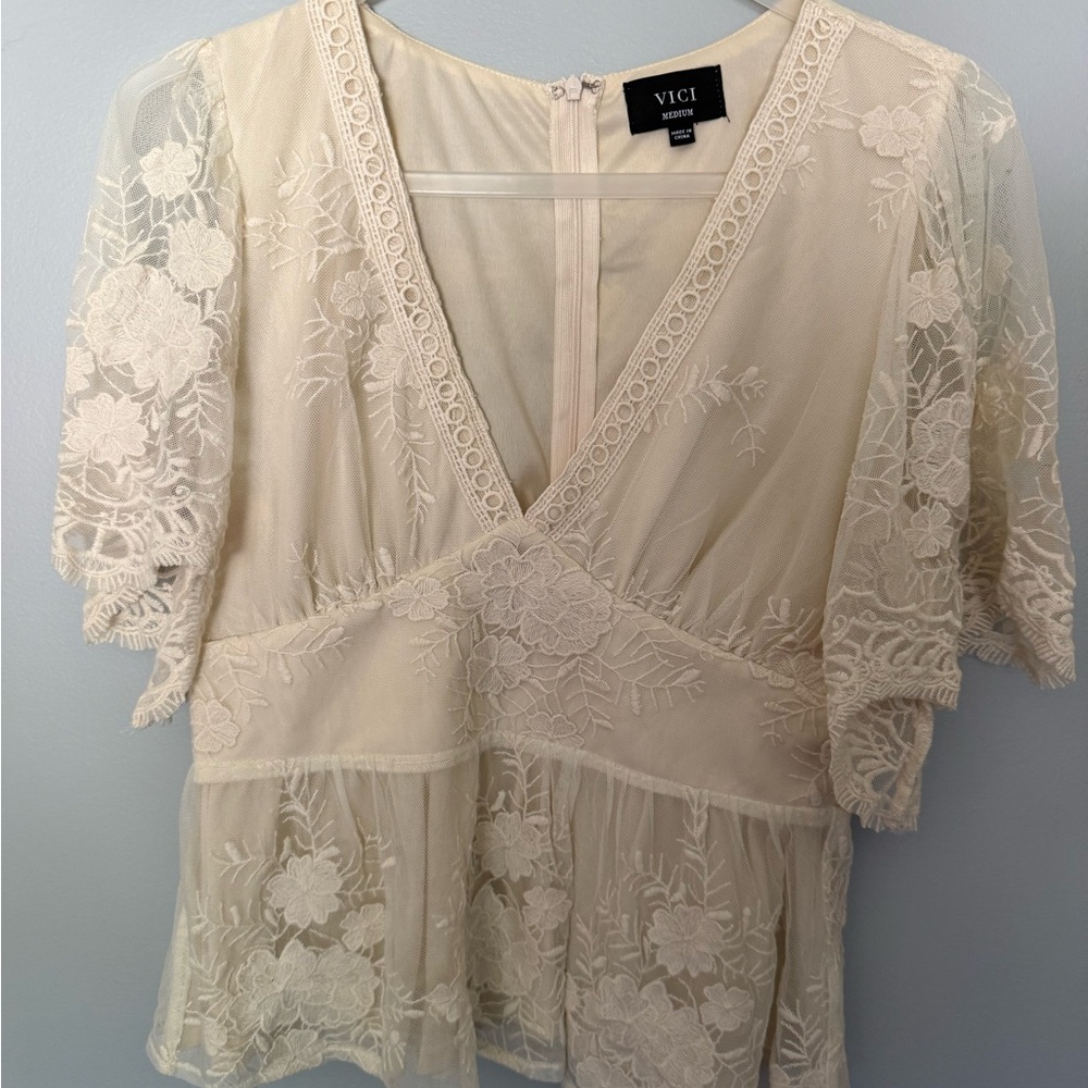 VICI Ivory Lace V-Neck Peplum Blouse